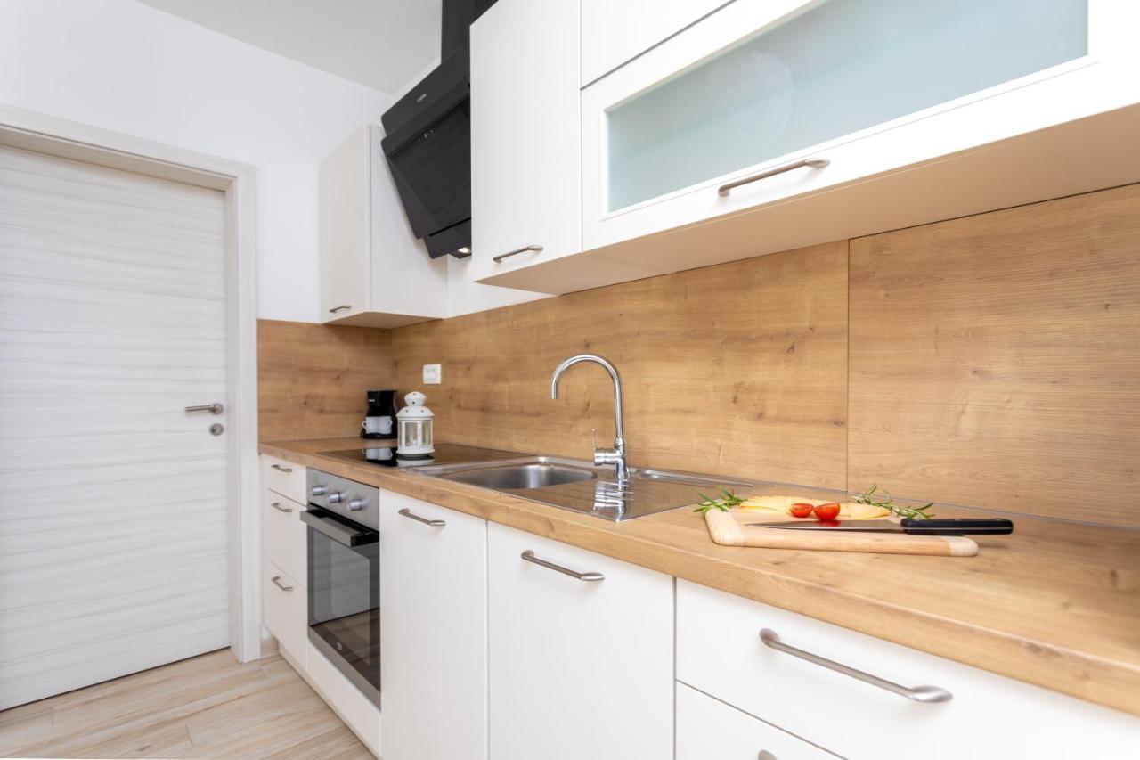 Apartments Jelena Вантачичи Экстерьер фото